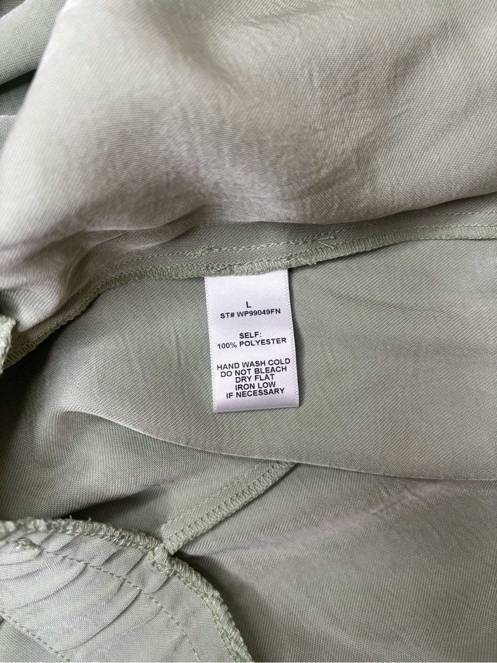 Fashion Nova Wide-Leg Pleated Trousers in Sage Green - Picture 5 of 6